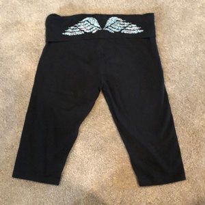 Victoria’s Secret cropped leggings size median
